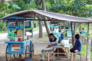 Strassenrestaurat auf Bali