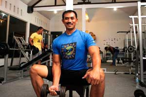 Gladiator Fitness Member beim trainieren