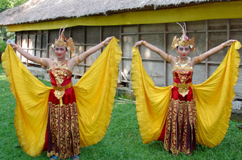 Bali Tänzerinnen